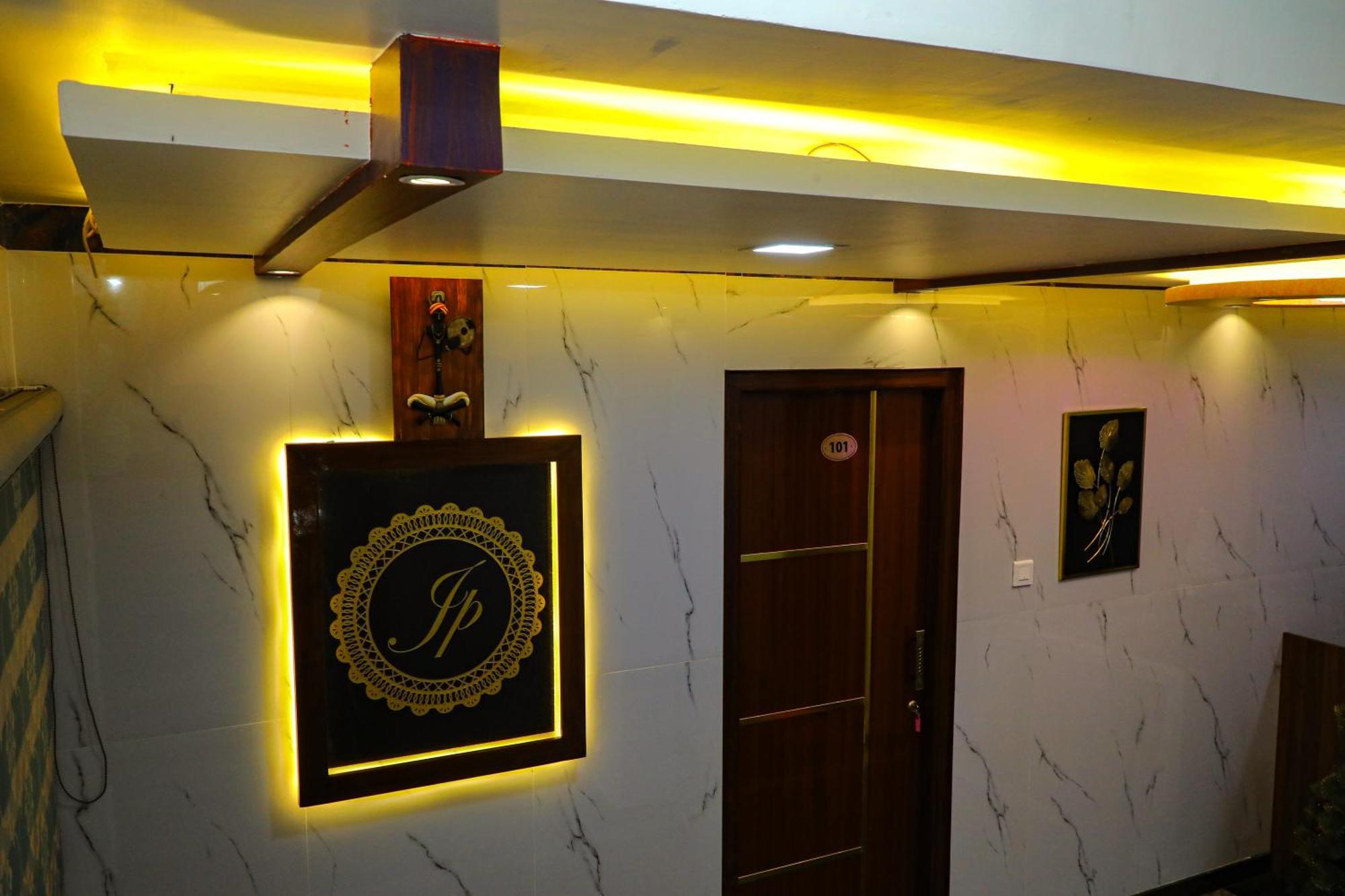 Jp Residency Hotel Yelagiri Exterior photo